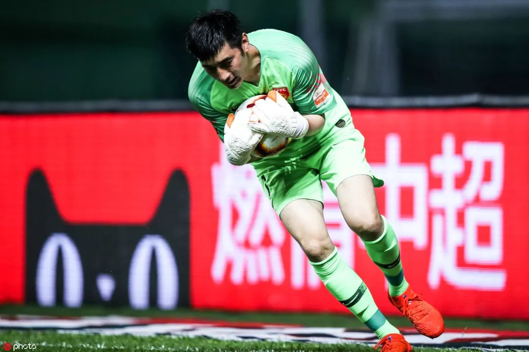 包含河北华夏幸福客场大胜领头羊,排名提升的词条 包含河北华夏幸福客场大胜领头羊,排名提升的词条